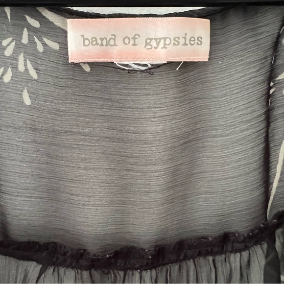 Band of gypsies black flowered boho duster - Picture 11 of 12